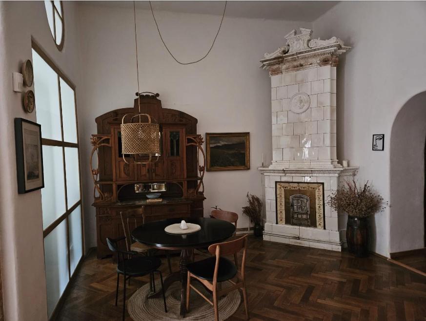 Bistriţa Anno 1800 아파트 외부 사진